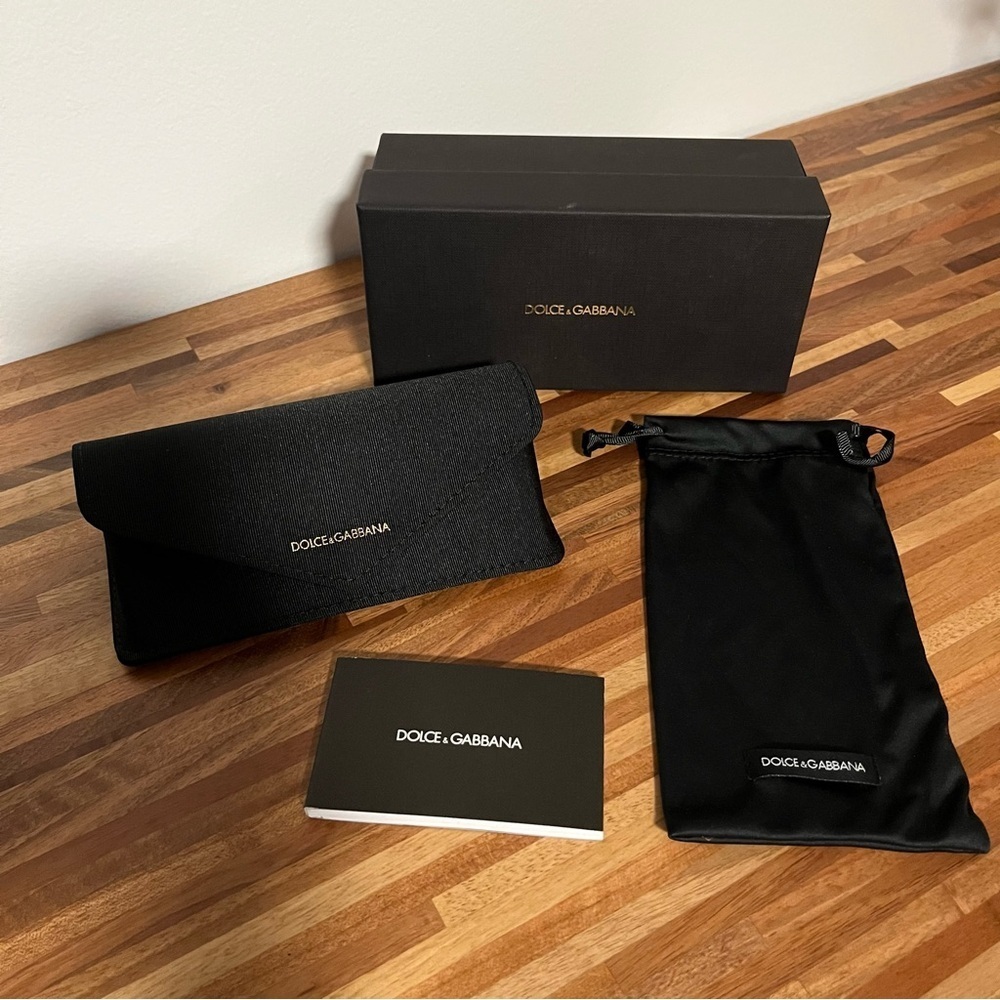 Dolce & Gabbana Sunglasses Case with dust cloth and soft sleeve